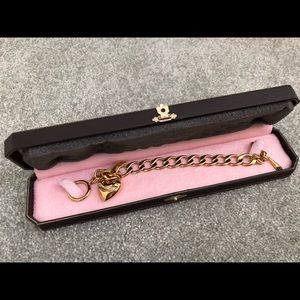 Juicy Couture - Gold Bracelet with a Heart